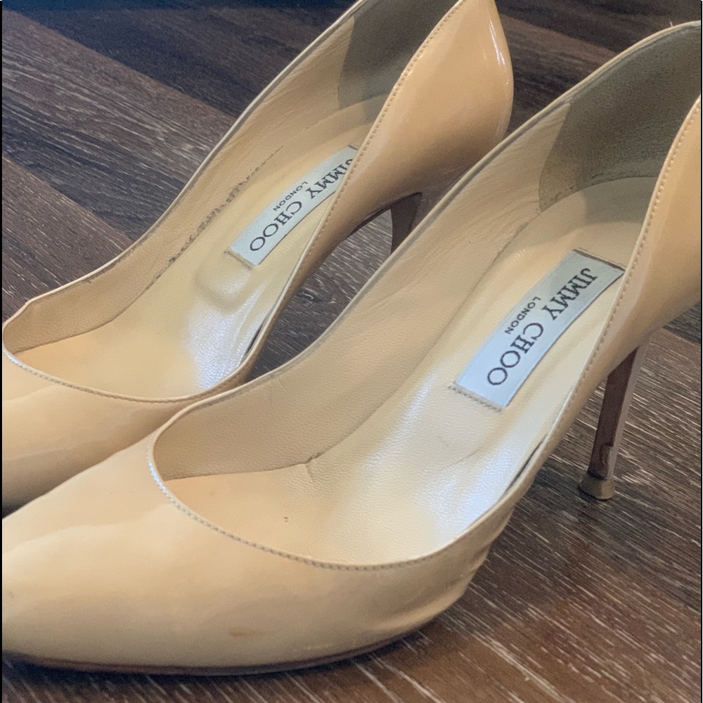 Jimmy Choo Gilbert 38.5 Nude patent leather heels